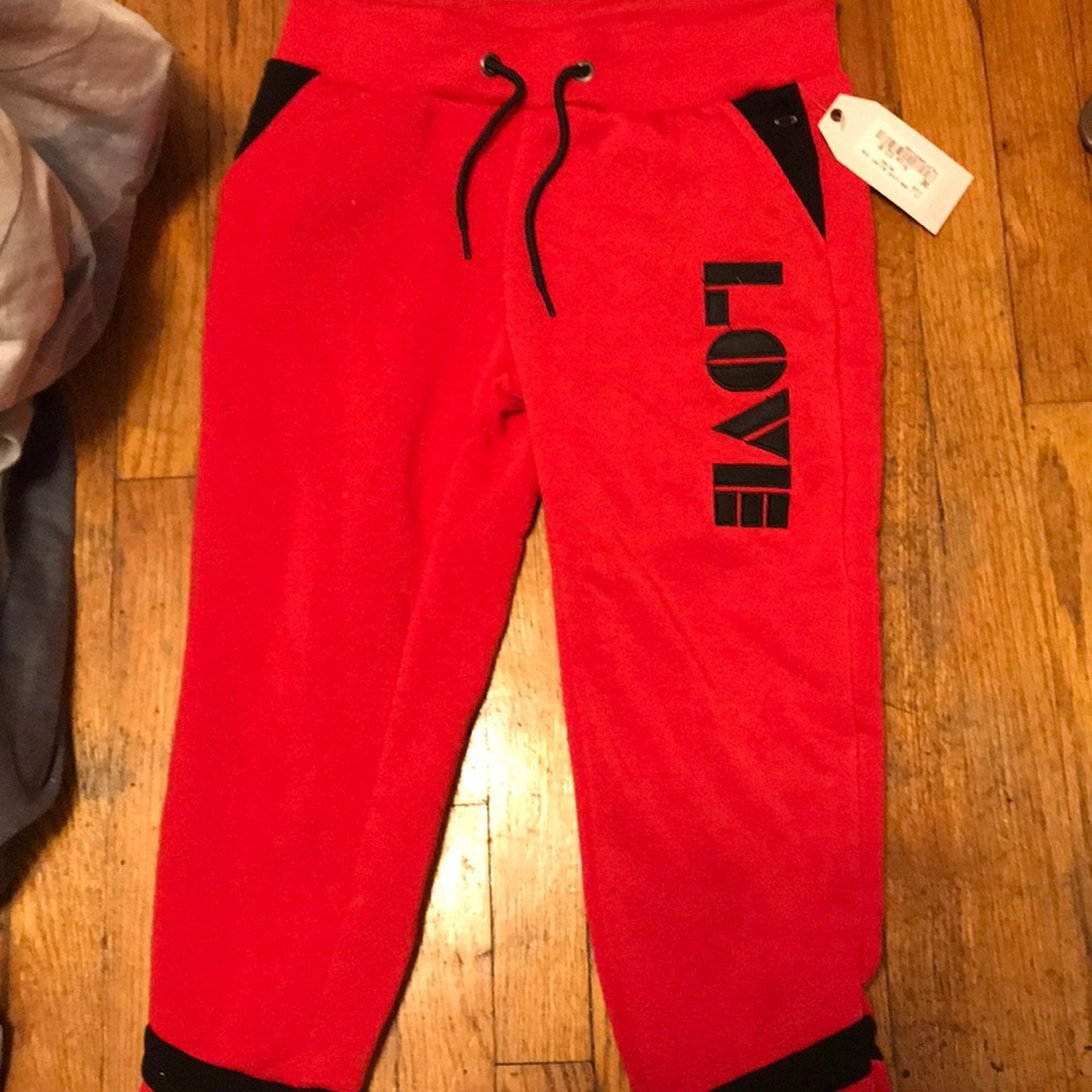 BRAND NEW SWEATS
